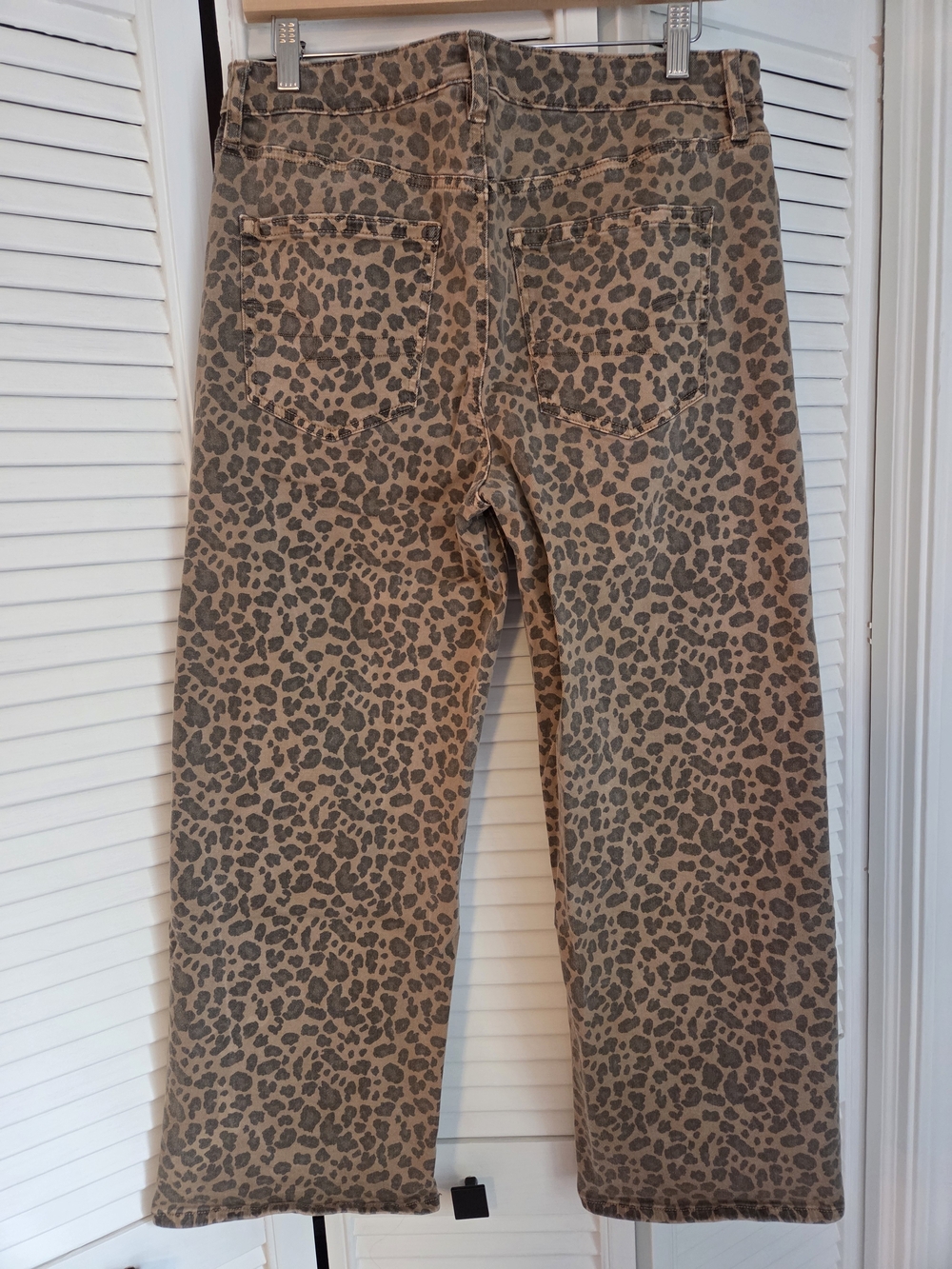 American Eagle Outfitters Brown Leopard Print Ankle Pants - Picture 2 of 3